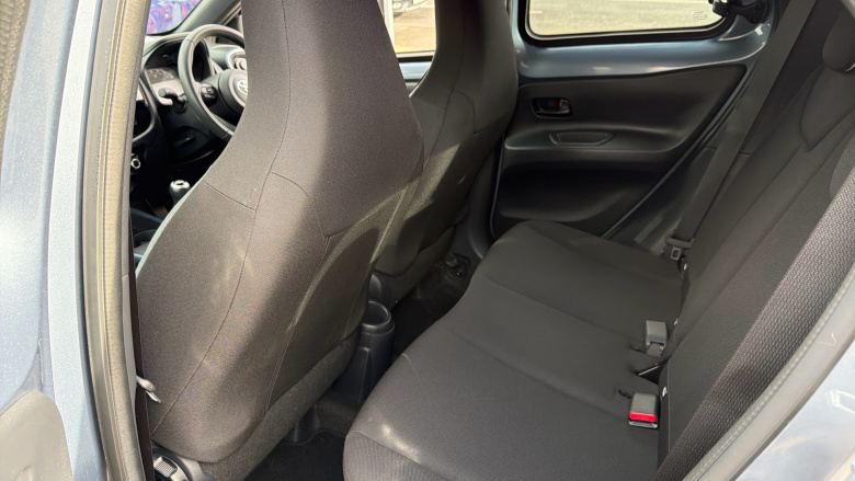 Toyota Aygo X 1.0 VVT-i Edge 5dr Petrol Hatchback